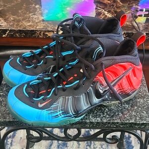 NIKE - AirFoamposite Spiderman